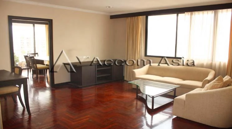  Lake Green Condominium  2 Bedroom for Rent BTS Nana in Sukhumvit Bangkok