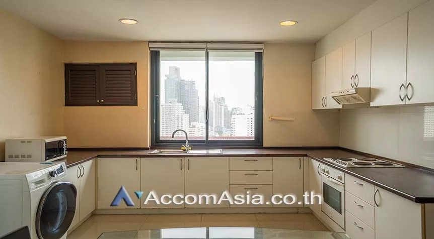 5  3 br Condominium For Rent in Sukhumvit ,Bangkok BTS Nana at Lake Green 1515512