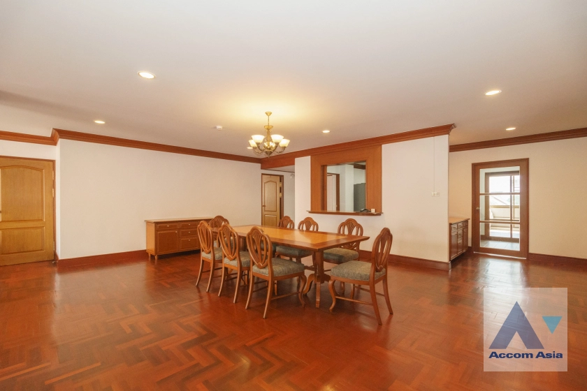 4  3 br Apartment For Rent in Sukhumvit ,Bangkok BTS Phrom Phong at A fusion of contemporary 1415521