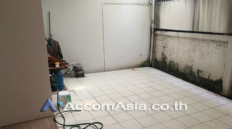 14  3 br Townhouse For Rent in Sathorn ,Bangkok BRT Nararam 3 at Modern style 1715527