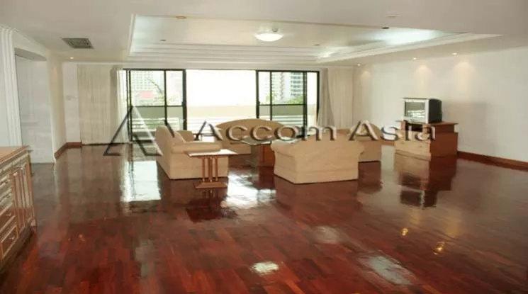 unit 3 Bedrooms  Apartment For Rent in Sukhumvit, Bangkok  near BTS Asok - MRT Sukhumvit (1415546)