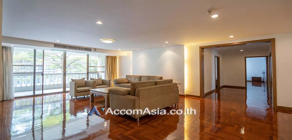  2  3 br Apartment For Rent in Sukhumvit ,Bangkok BTS Phrom Phong at Family Size Desirable 1415549