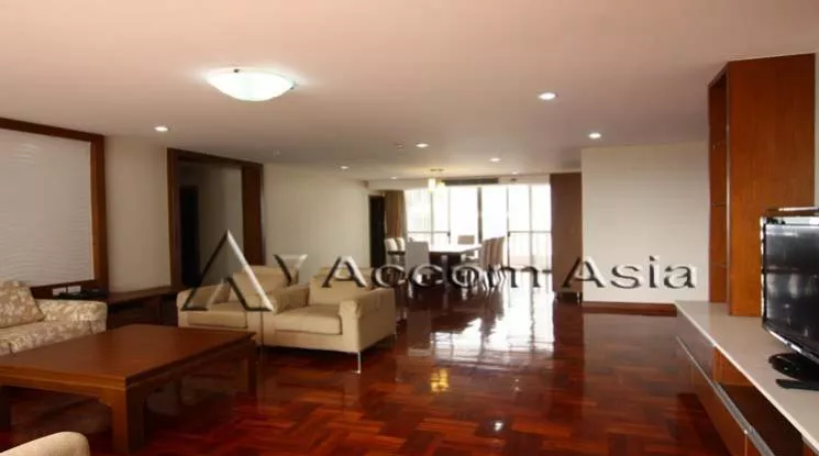  1  3 br Apartment For Rent in Sukhumvit ,Bangkok BTS Phrom Phong at Family Size Desirable 1415550
