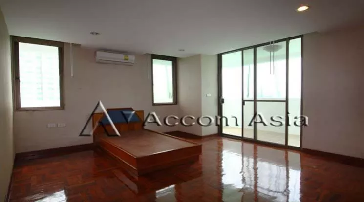 7  4 br Apartment For Rent in Sukhumvit ,Bangkok BTS Phrom Phong at Family Size Desirable 1415551