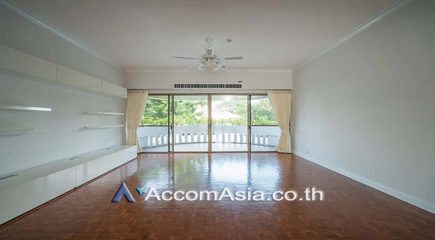  1  3 br Apartment For Rent in Sathorn ,Bangkok BTS Chong Nonsi at Kid Friendly Place Short Walk to Nang Linchi Road 1415557