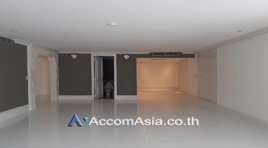 unitPet friendly |  3 Bedrooms  Apartment For Rent in Sukhumvit, Bangkok  near BTS Phrom Phong (1415627)
