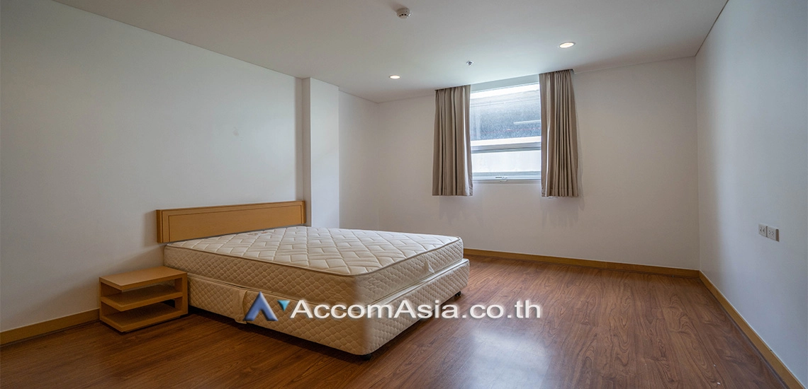 9  3 br Apartment For Rent in Sukhumvit ,Bangkok BTS Ekkamai at Ekkamai Family Apartment 1415633