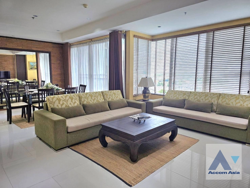 unit 2 Bedrooms  Condominium For Rent in Sukhumvit, Bangkok  near BTS Phrom Phong (1515639)