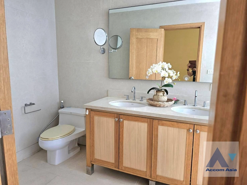 10  2 br Condominium For Rent in Sukhumvit ,Bangkok BTS Phrom Phong at The Emporio Place 1515639