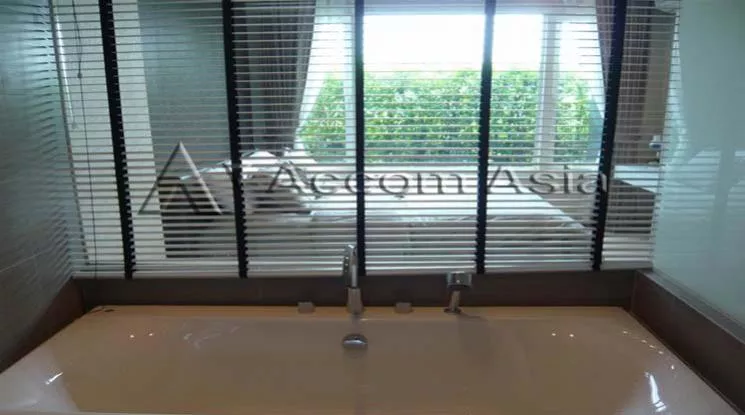 unit 2 Bedrooms  Condominium For Rent & Sale in Sukhumvit, Bangkok  near BTS Thong Lo (1515653)