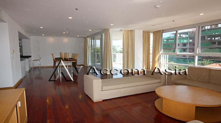 unitPet friendly |  3 Bedrooms  Apartment For Rent & Sale in Sukhumvit, Bangkok  near BTS Ekkamai (1415657)