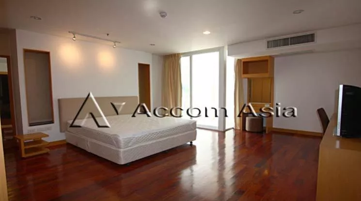 7  3 br Apartment For Rent in Sukhumvit ,Bangkok BTS Ekkamai at Ekkamai Family Apartment 1415657