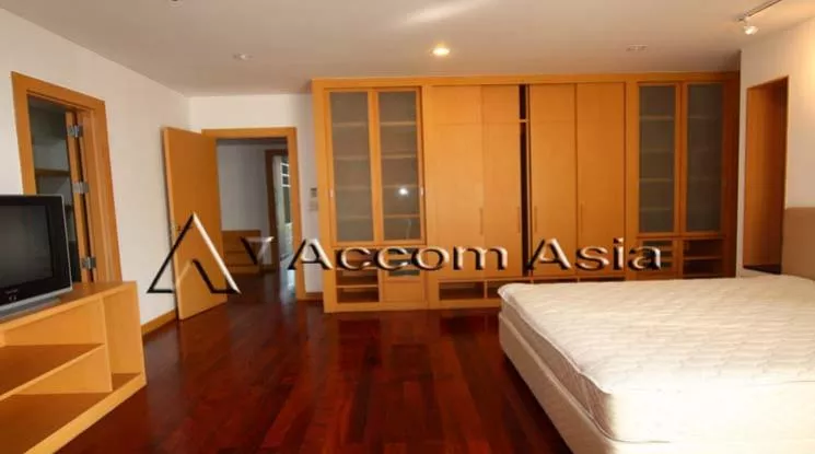 8  3 br Apartment For Rent in Sukhumvit ,Bangkok BTS Ekkamai at Ekkamai Family Apartment 1415657