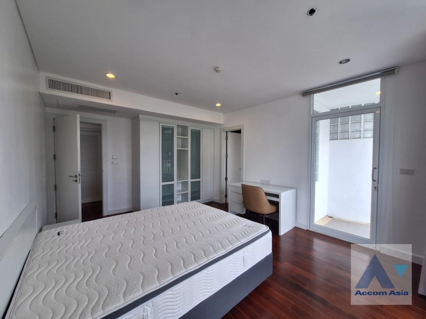 13  4 br Apartment for rent and sale in Sukhumvit ,Bangkok BTS Ekkamai at Ekkamai Family Apartment 1415658