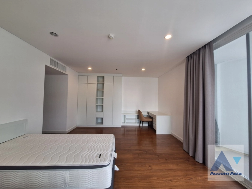 15  4 br Apartment for rent and sale in Sukhumvit ,Bangkok BTS Ekkamai at Ekkamai Family Apartment 1415658