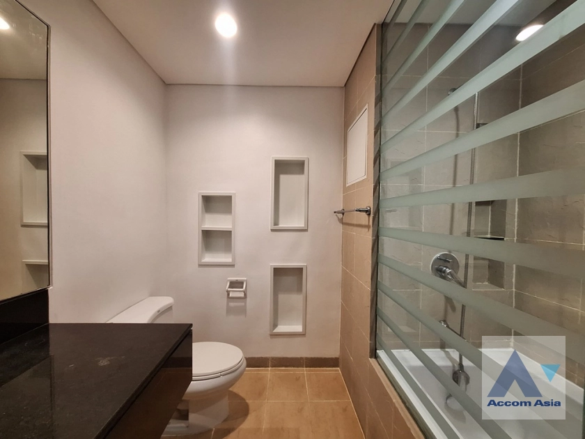 16  4 br Apartment for rent and sale in Sukhumvit ,Bangkok BTS Ekkamai at Ekkamai Family Apartment 1415658