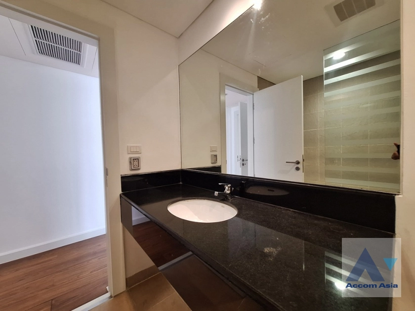 17  4 br Apartment for rent and sale in Sukhumvit ,Bangkok BTS Ekkamai at Ekkamai Family Apartment 1415658