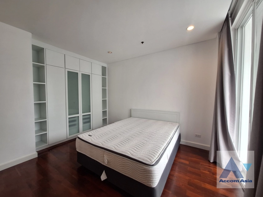 20  4 br Apartment for rent and sale in Sukhumvit ,Bangkok BTS Ekkamai at Ekkamai Family Apartment 1415658