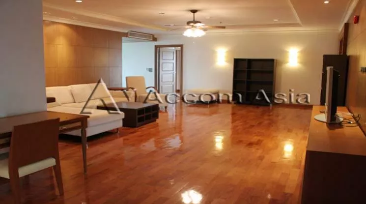 Big Balcony, Pet friendly |  4 Bedrooms  Apartment For Rent in Sukhumvit, Bangkok  near BTS Nana (1415678)