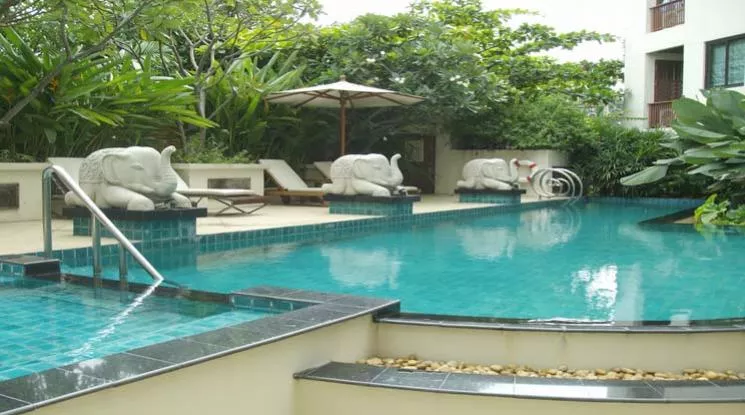 unit 2 Bedrooms  Apartment For Rent in Sukhumvit, Bangkok  near BTS Asok - MRT Sukhumvit (10131)