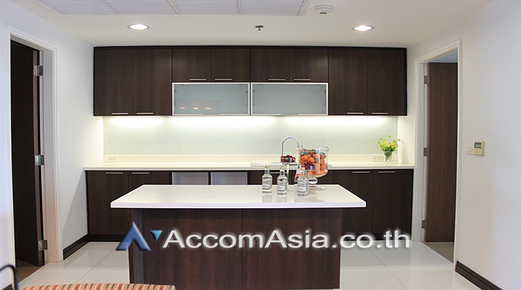 5  3 br Apartment for rent and sale in Sukhumvit ,Bangkok BTS Ekkamai at Low-rise Apartment, Only 1,000m to BTS 1415698