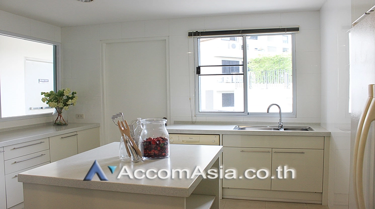 9  3 br Apartment for rent and sale in Sukhumvit ,Bangkok BTS Ekkamai at Low-rise Apartment, Only 1,000m to BTS 1415698