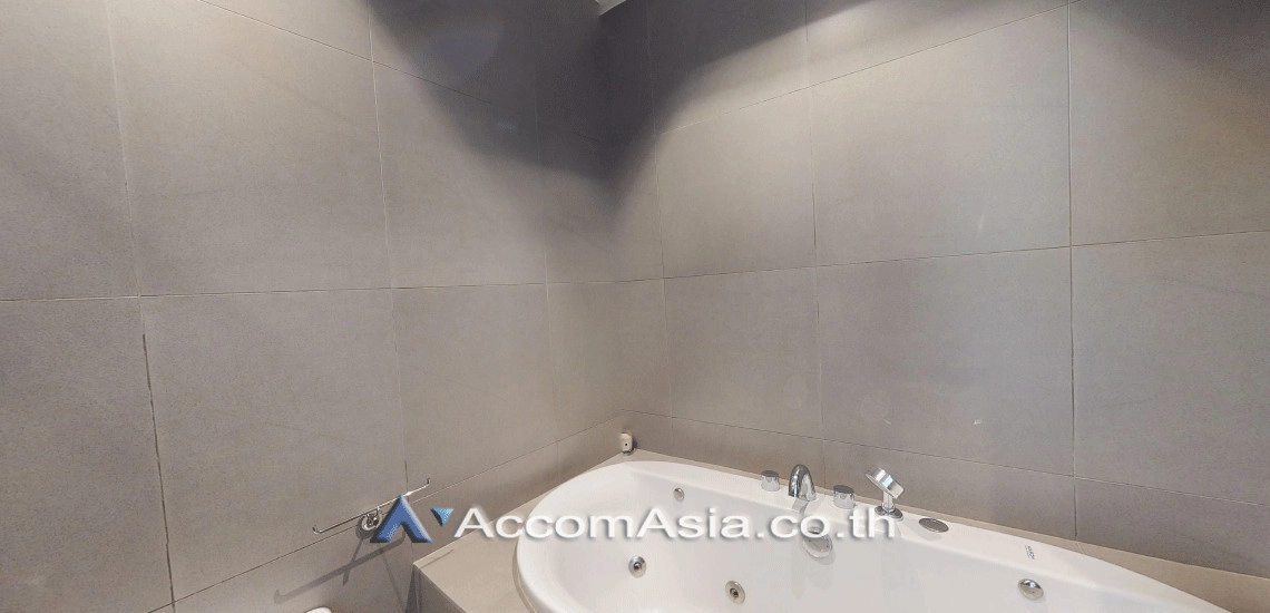 6  2 br Condominium For Rent in Ploenchit ,Bangkok BTS Ploenchit at Athenee Residence 1515702