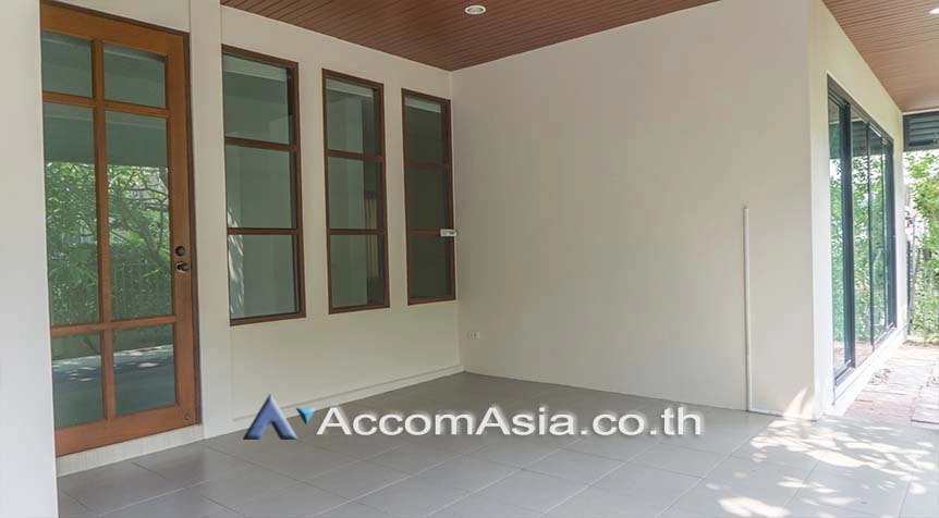 unitPet friendly | Bright family home with yard and spacious layout in Sukhumvit (90237)