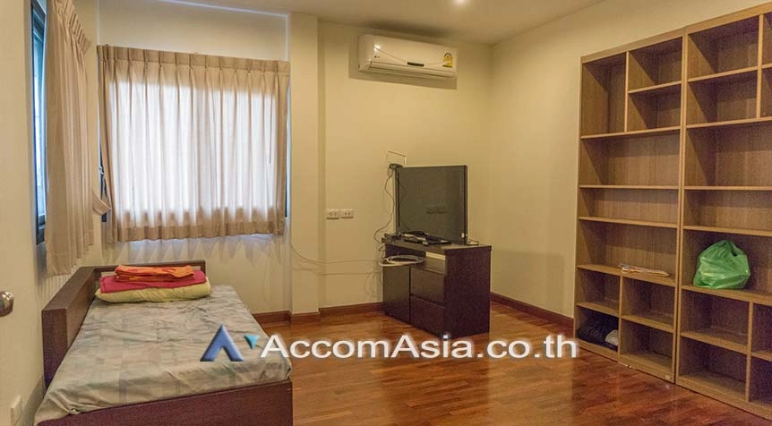 17  4 br House for rent and sale in Sukhumvit ,Bangkok BTS Phrom Phong 90237
