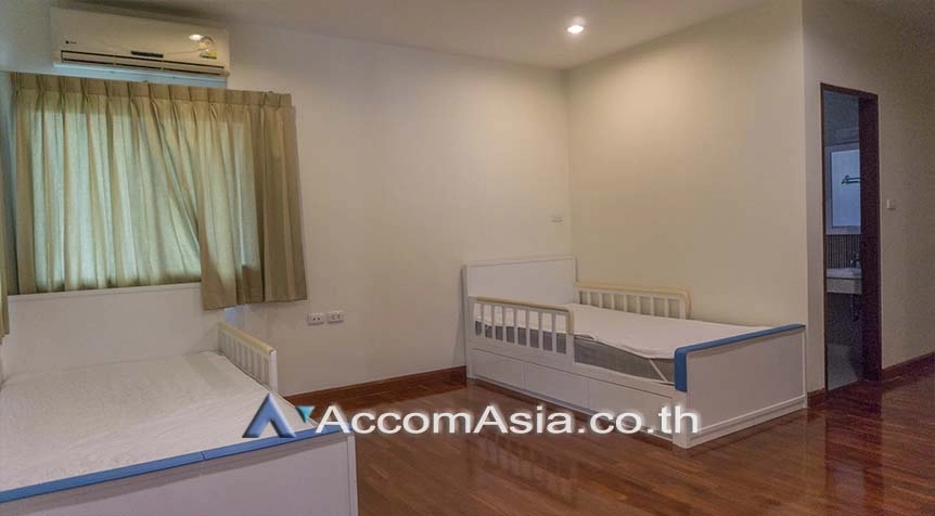 8  4 br House for rent and sale in Sukhumvit ,Bangkok BTS Phrom Phong 90237