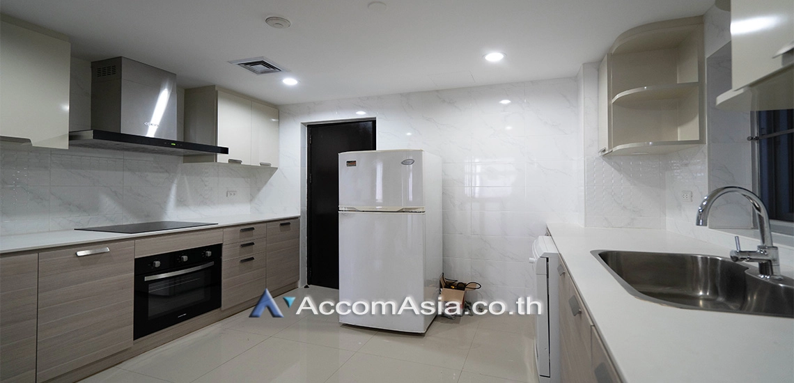 unitPet friendly |  3 Bedrooms  Condominium For Rent in Ploenchit, Bangkok  near BTS Ploenchit (1715723)