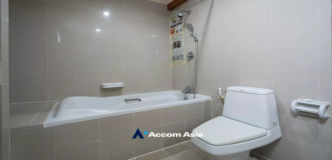 12  4 br Apartment For Rent in Sukhumvit ,Bangkok BTS Asok - MRT Sukhumvit at A Classic Style 1415726