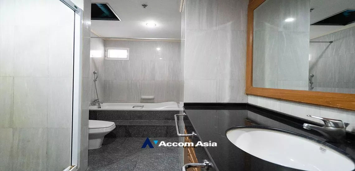 14  4 br Apartment For Rent in Sukhumvit ,Bangkok BTS Asok - MRT Sukhumvit at A Classic Style 1415726