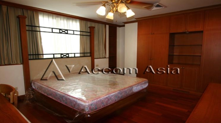 7  2 br Apartment For Rent in Sathorn ,Bangkok BTS Chong Nonsi at Classic Contemporary Style 1415734