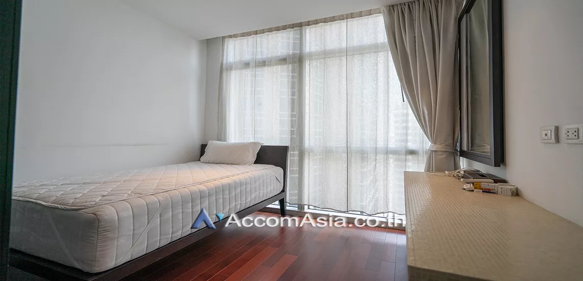 4  2 br Condominium For Rent in Ploenchit ,Bangkok BTS Ploenchit at Athenee Residence 1515745