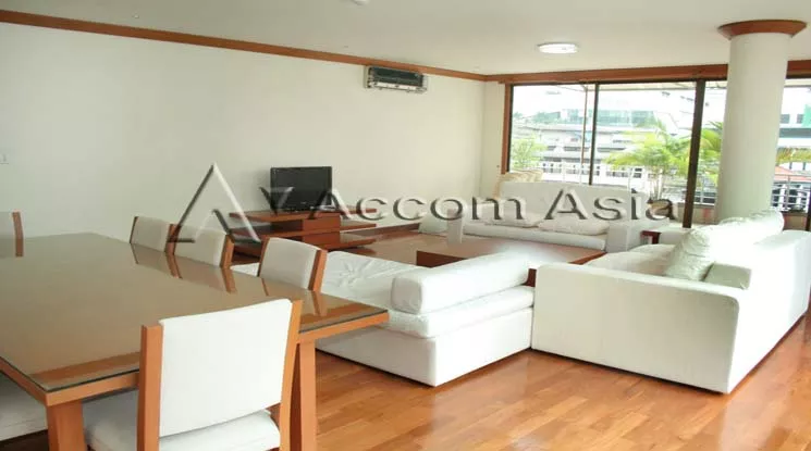 unit 3 Bedrooms  Apartment For Rent in Sukhumvit, Bangkok  near BTS Asok - MRT Sukhumvit (1415747)
