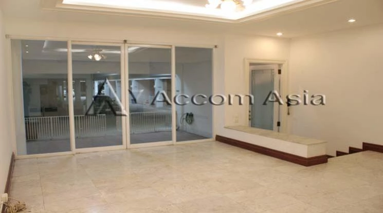  1  3 br Townhouse for rent and sale in Sukhumvit ,Bangkok MRT Phetchaburi at Natural Place 1815753