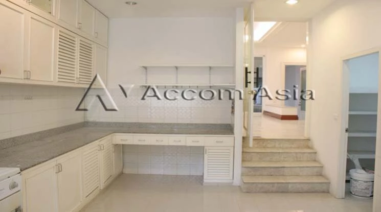 8  3 br Townhouse for rent and sale in Sukhumvit ,Bangkok MRT Phetchaburi at Natural Place 1815753