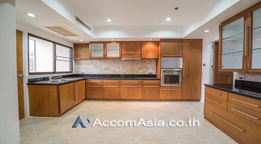 unitPet friendly |  4 Bedrooms  Apartment For Rent in Sukhumvit, Bangkok  near BTS Phrom Phong (1415754)