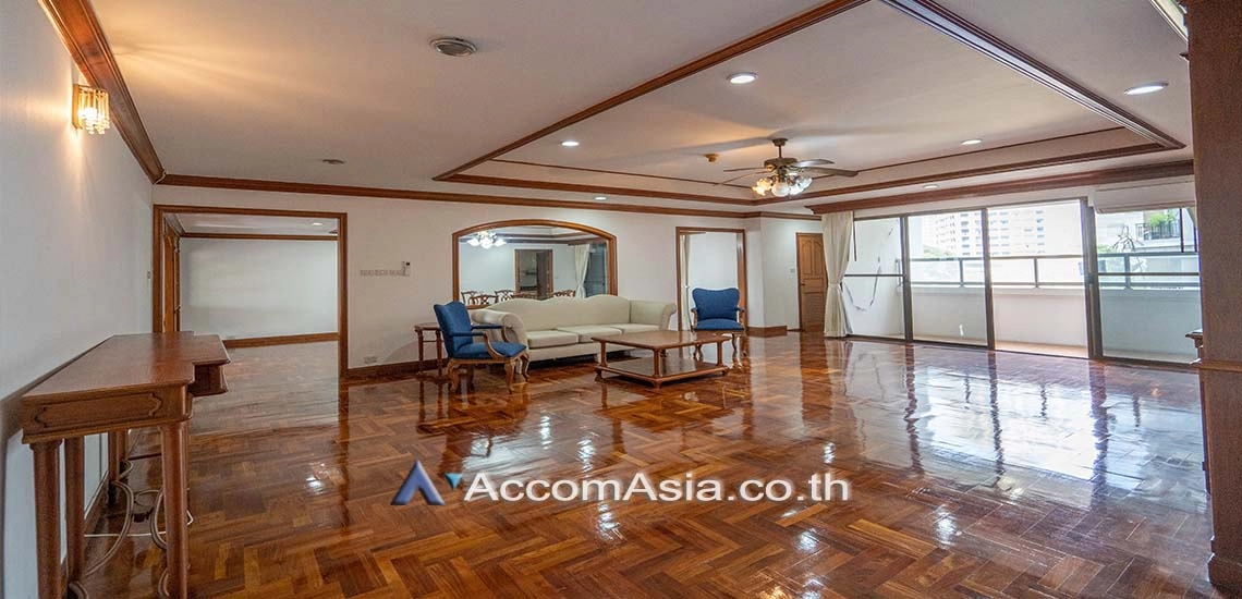 unitBig Balcony, Pet friendly |  4 Bedrooms  Apartment For Rent in Sukhumvit, Bangkok  near BTS Thong Lo (1415759)