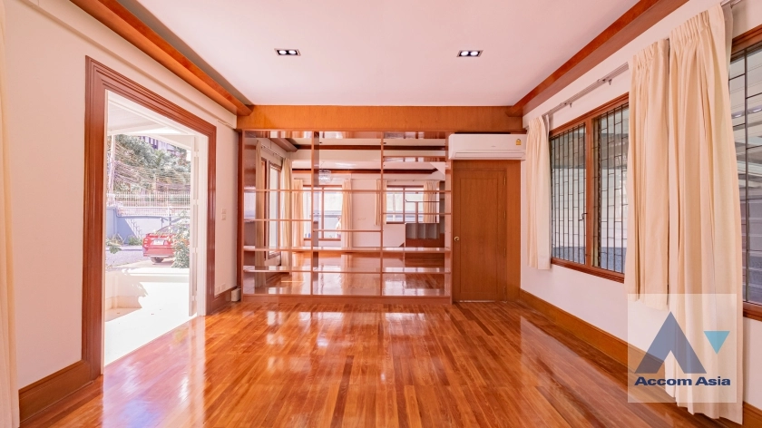  1  3 br House for rent and sale in Sukhumvit ,Bangkok BTS Phrom Phong 2315770