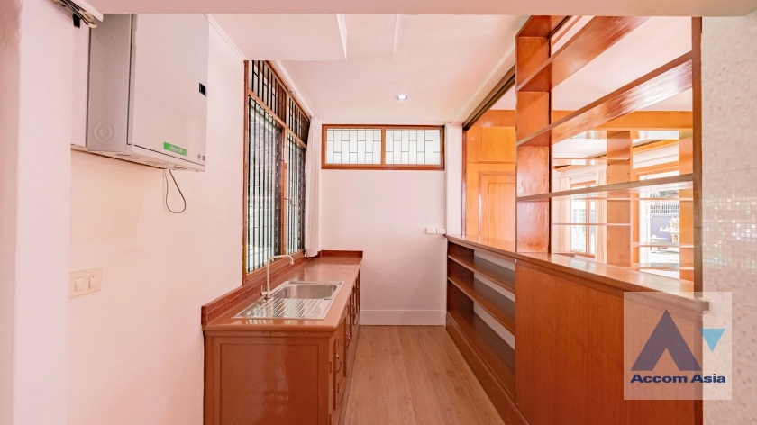 12  3 br House For Rent in sukhumvit ,Bangkok BTS Phrom Phong 2315770