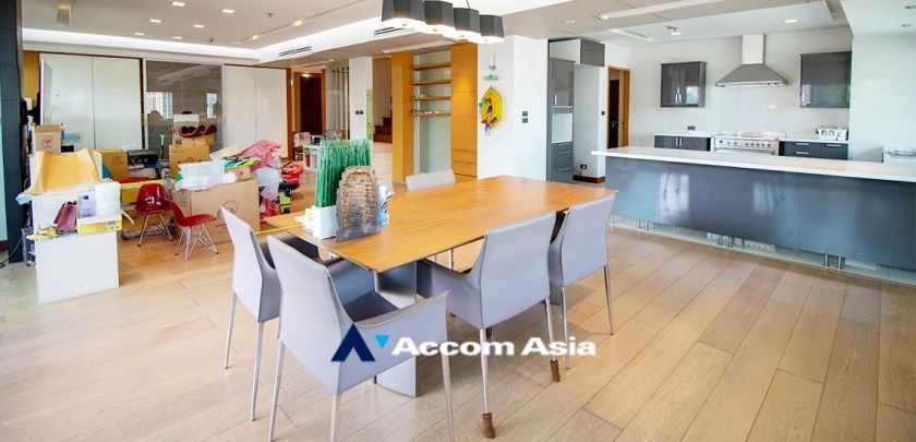 6  3 br Condominium For Sale in Sukhumvit ,Bangkok BTS Phrom Phong at Le Raffine Sukhumvit 24 1515776