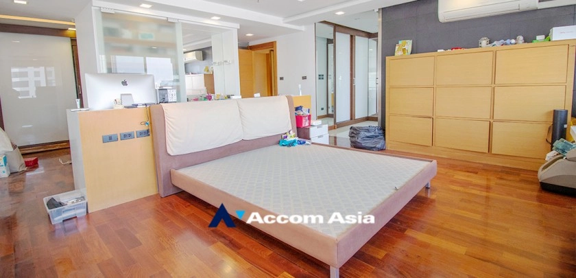 27  3 br Condominium For Sale in Sukhumvit ,Bangkok BTS Phrom Phong at Le Raffine Sukhumvit 24 1515776