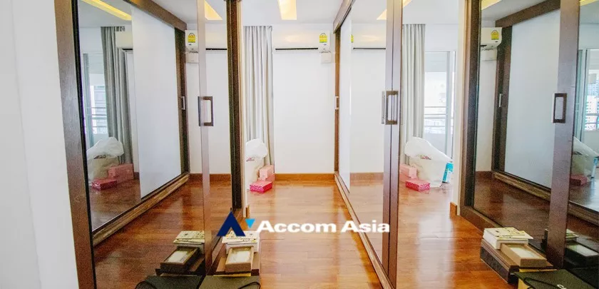 27  3 br Condominium For Sale in Sukhumvit ,Bangkok BTS Phrom Phong at Le Raffine Sukhumvit 24 1515776