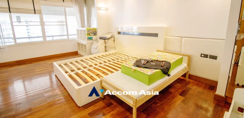 29  3 br Condominium For Sale in Sukhumvit ,Bangkok BTS Phrom Phong at Le Raffine Sukhumvit 24 1515776