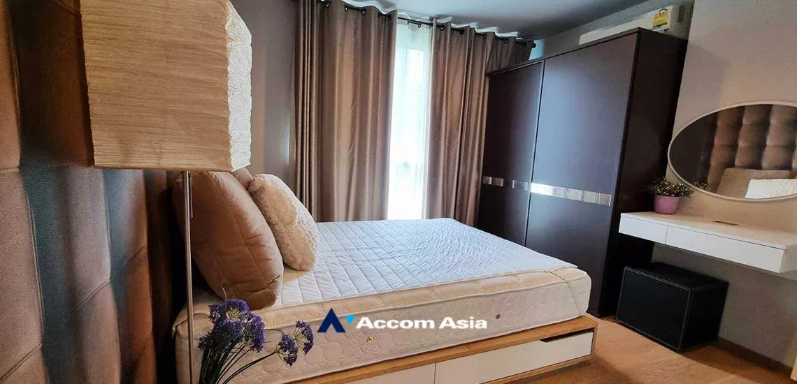  1 Bedroom  Condominium For Sale in Sukhumvit, Bangkok  near BTS Ekkamai (1515782)