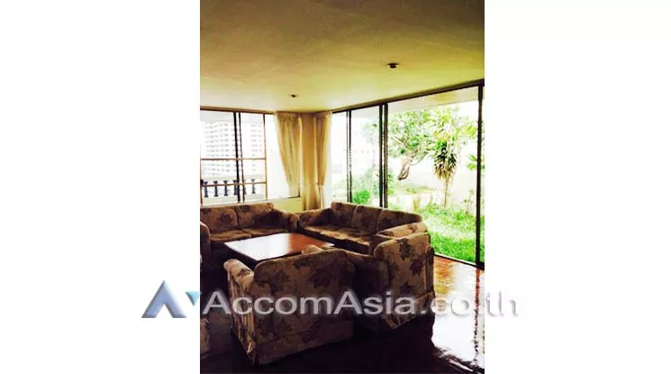 4  4 br Apartment For Rent in Sukhumvit ,Bangkok BTS Asok - MRT Sukhumvit at Spacious space with a cozy 1415791