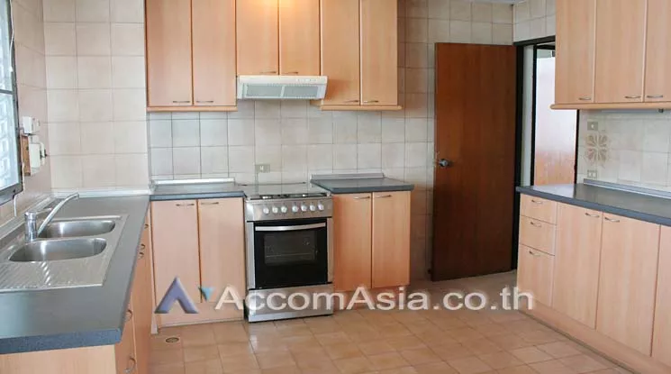 8  4 br Apartment For Rent in Sukhumvit ,Bangkok BTS Asok - MRT Sukhumvit at Spacious space with a cozy 1415791