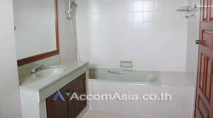9  4 br Apartment For Rent in Sukhumvit ,Bangkok BTS Asok - MRT Sukhumvit at Spacious space with a cozy 1415791
